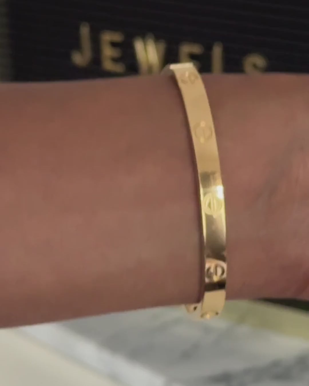 Cuffed Bracelet - Gold